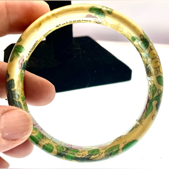 Vintage Signed Brandt Design Valdrome France Lucite Floral Bangle Bracelet - Picture 6 of 8